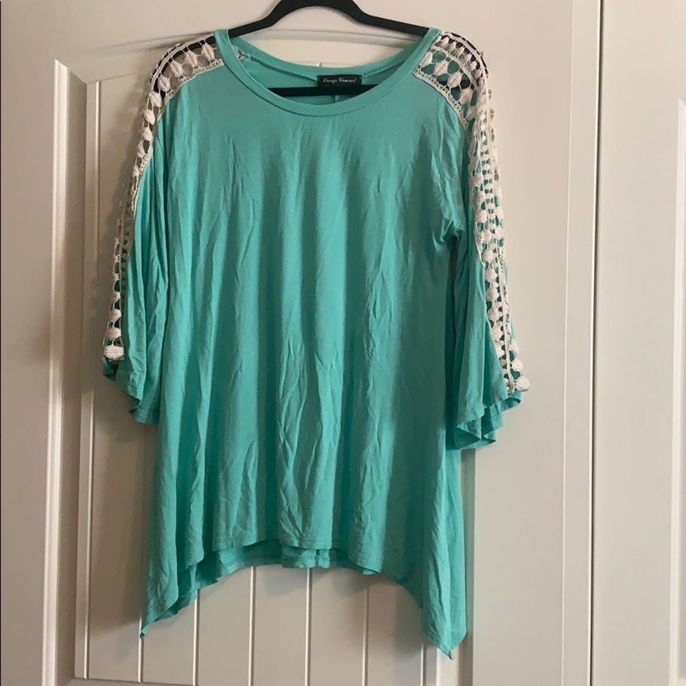 Boutique tunic